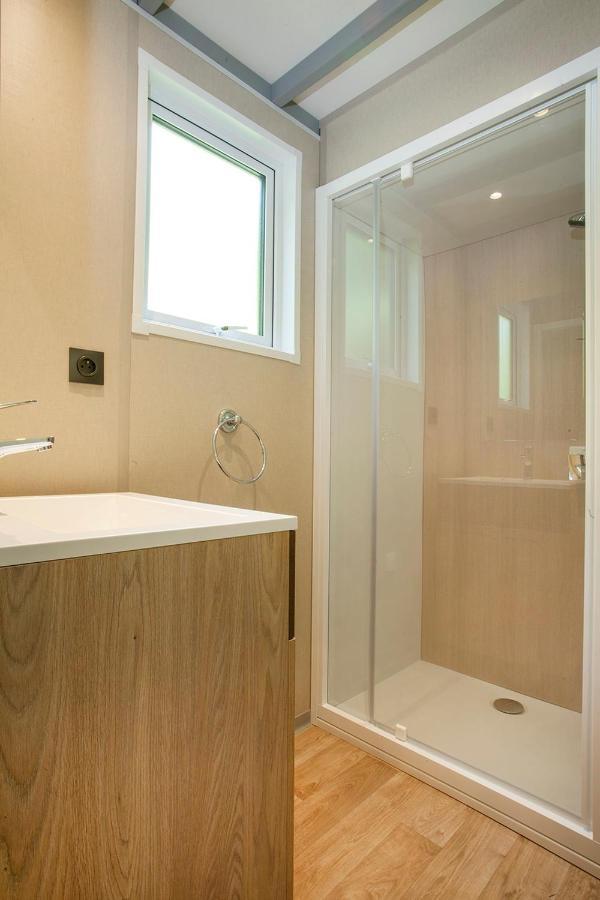 Superior Chalet Badiane